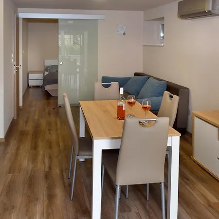 Apartment Baberkak Vendeghaz *